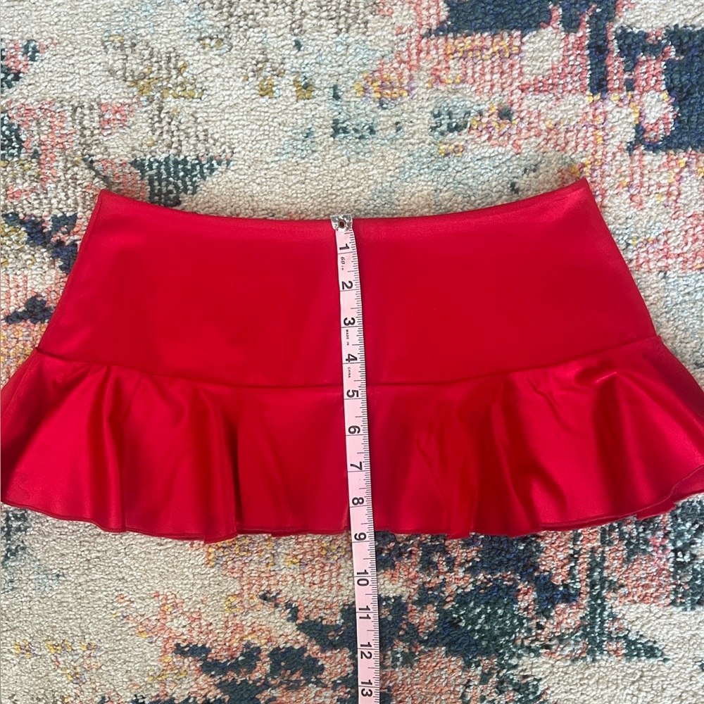 Sexy Ruffled Micro Mini Skirt - Picture 3 of 5